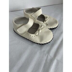 PEDIPED white Mary Jane Dress Shoe Toddler 18-24 Months Fabric Leather